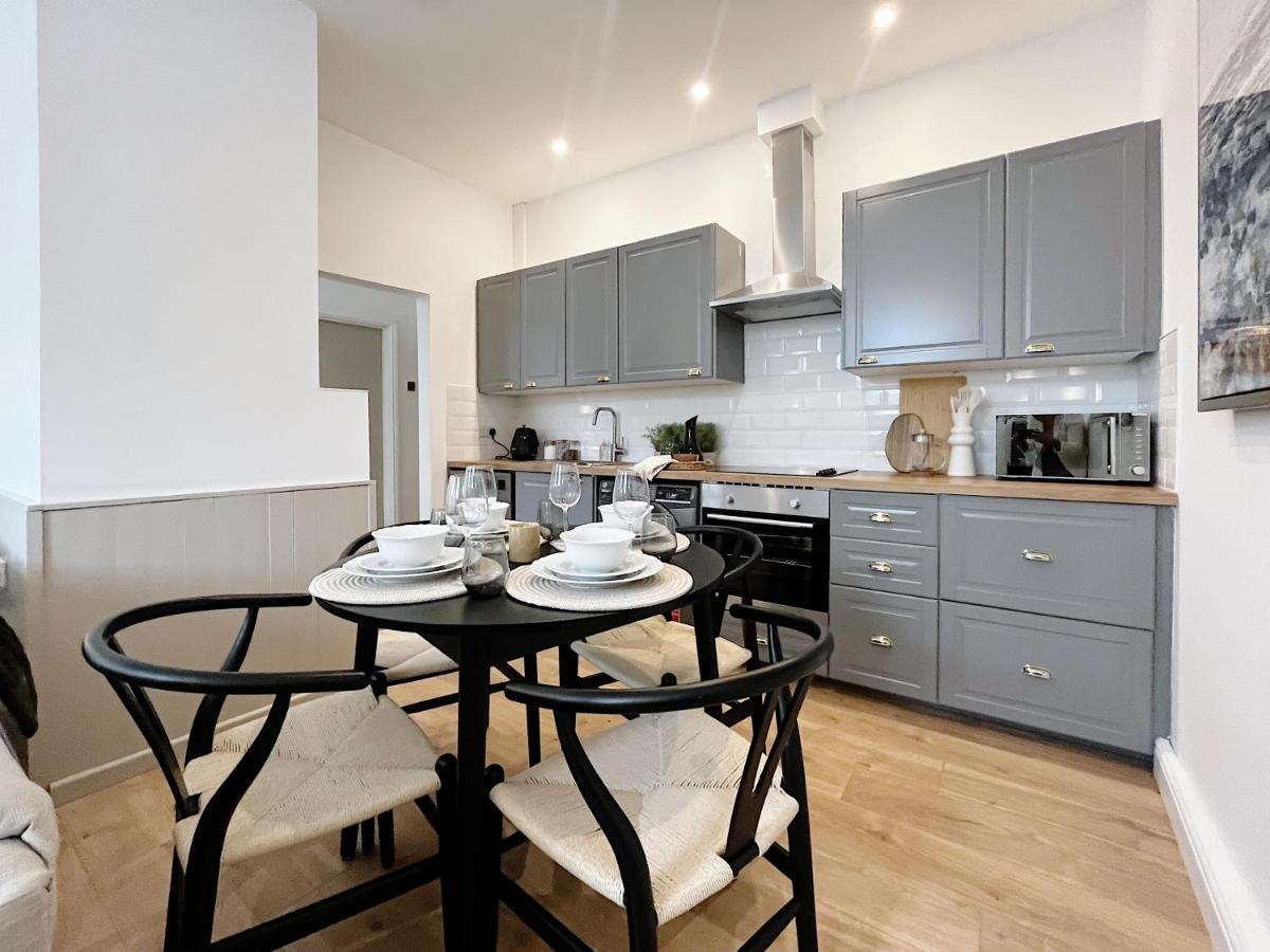 Todmorden Town Centre Apartment 외부 사진