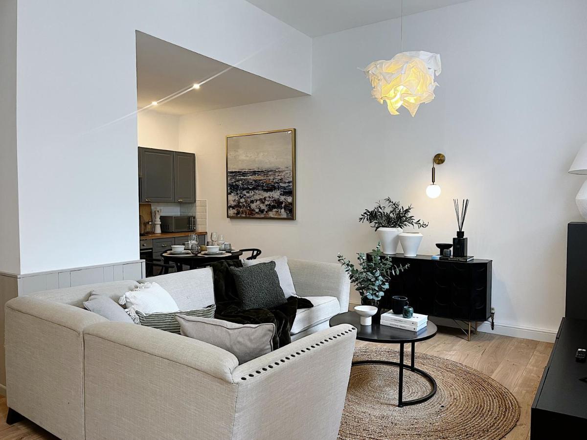 Todmorden Town Centre Apartment 외부 사진