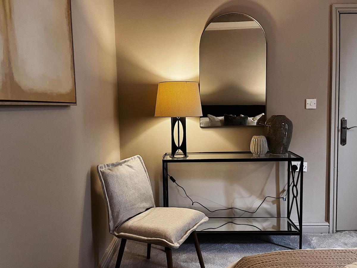 Todmorden Town Centre Apartment 외부 사진