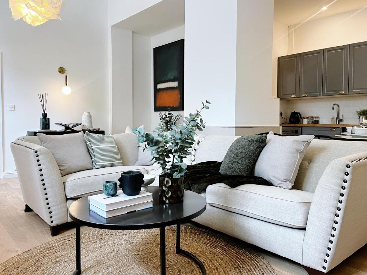 Todmorden Town Centre Apartment 외부 사진